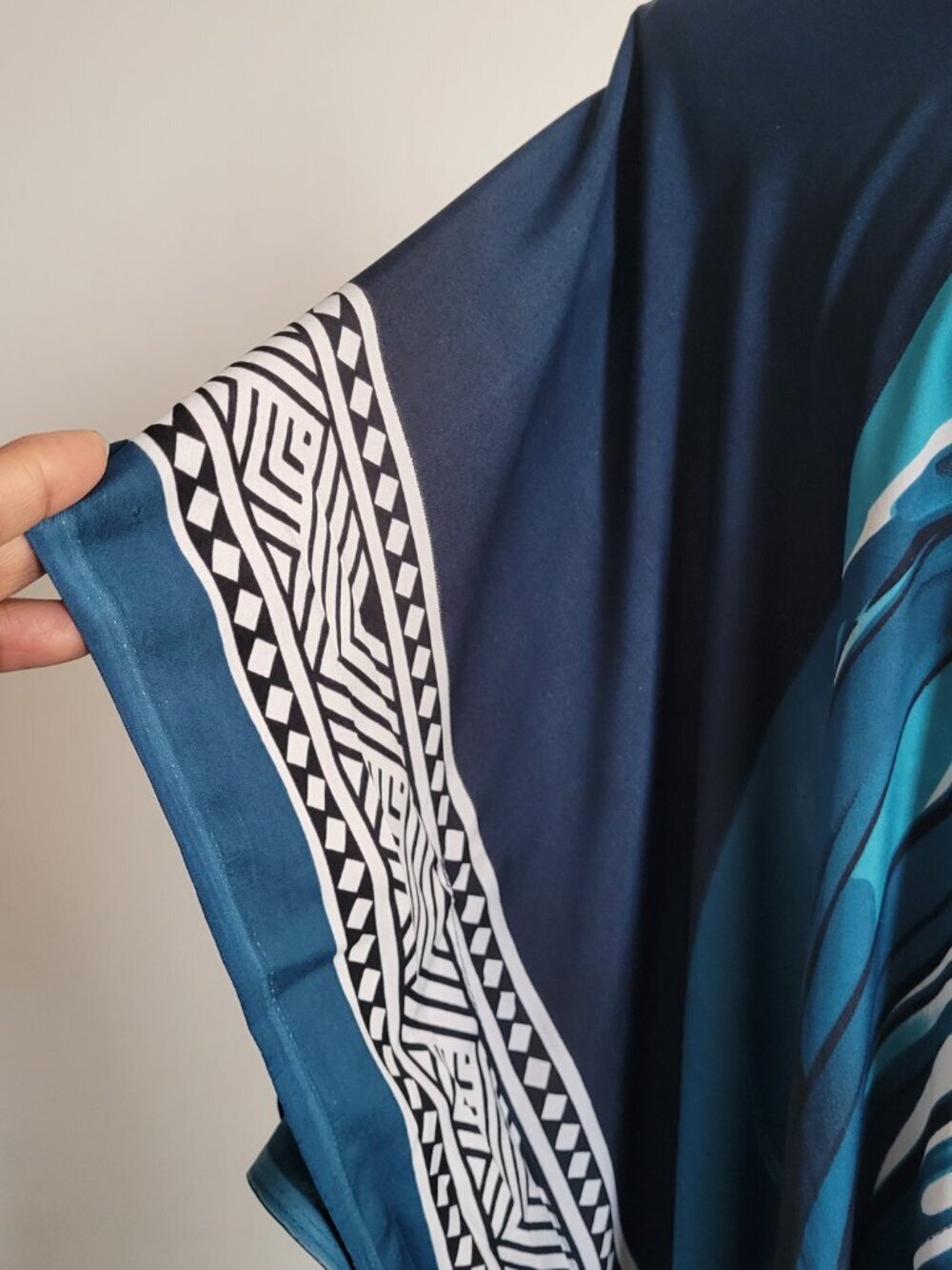 African Print Blue & White Abstract Faith Graphic Kaftan Dress - Picture 7 of 15